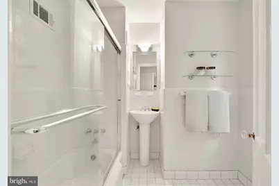 6814 Oregon Avenue NW, Washington, DC 20015 - Photo 31