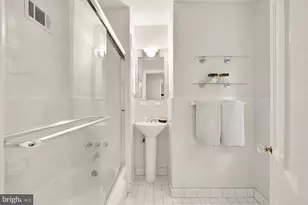 6814 Oregon Ave NW, Washington, DC 20015 - Photo 31