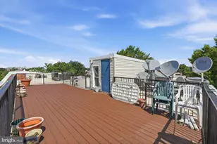 1109 O St NW, Washington, DC 20005 - Photo 17