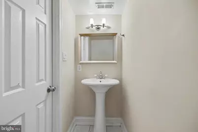 22 V Street NW, Washington, DC 20001 - Photo 41