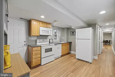 22 V Street NW, Washington, DC 20001 - Photo 45