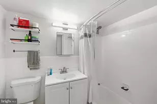 1545 18th St NW, Washington, DC 20036 - Photo 23