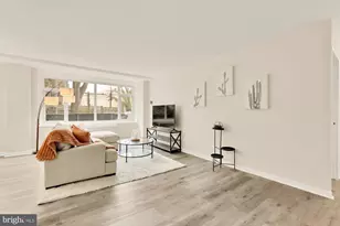 1545 18th St NW, Washington, DC 20036 - Photo 7
