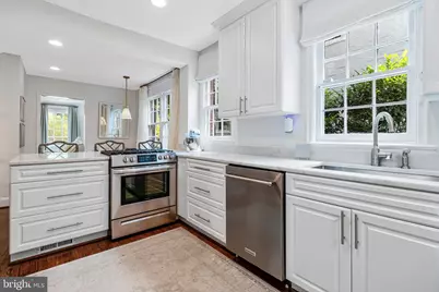 4607 Kenmore Drive NW, Washington, DC 20007 - Photo 13