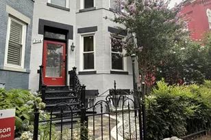 908 11th St NE, Washington, DC 20002 - Photo 1