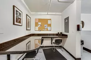 1 Scott Cir NW, Washington, DC 20036 - Photo 13
