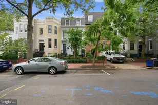 909 3rd Pl SE, Washington, DC 20003 - Photo 39