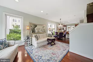 909 3rd Pl SE, Washington, DC 20003 - Photo 9
