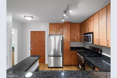 915 E Street NW #301, Washington, DC 20004 - Photo 9
