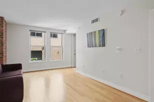 915 E St NW, Washington, DC 20004 - Photo 15