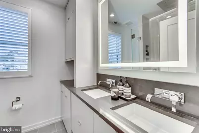 1009 NW Irving Street NW, Washington, DC 20010 - Photo 25