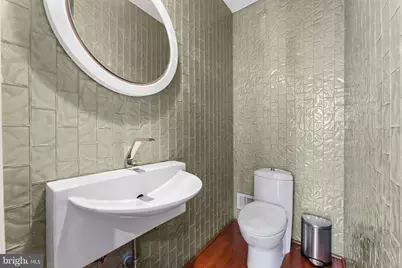 2421 1st Street NW, Washington, DC 20001 - Photo 29
