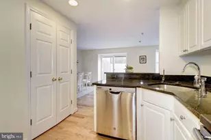 1619 R St NW, Washington, DC 20009 - Photo 7