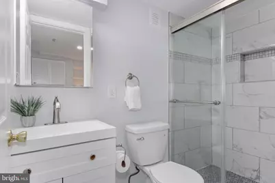 729 3rd Street SW, Washington, DC 20002 - Photo 19