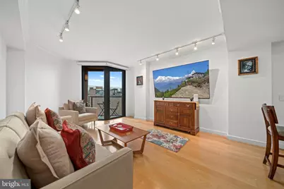 631 D Street NW #1139, Washington, DC 20004 - Photo 9