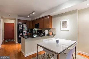 1117 10th St NW, Washington, DC 20001 - Photo 7