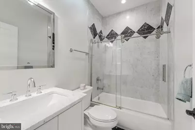 648 F Street NE, Washington, DC 20002 - Photo 17
