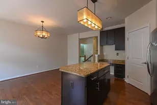 3707 Hansberry Ct NE, Washington, DC 20018 - Photo 3