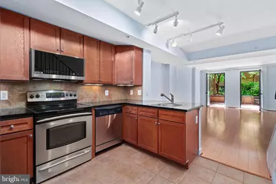 631 D Street NW #245, Washington, DC 20004 - Photo 3