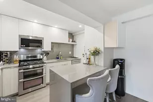 4201 Cathedral Ave NW, Washington, DC 20016 - Photo 11