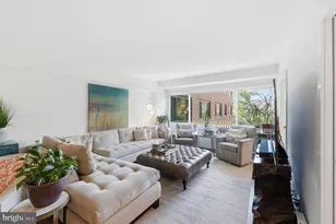 4201 Cathedral Ave NW, Washington, DC 20016 - Photo 21