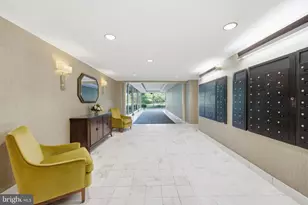 4201 Cathedral Ave NW, Washington, DC 20016 - Photo 35