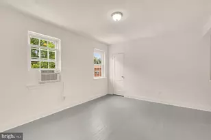 1105 16th St NE, Washington, DC 20002 - Photo 5