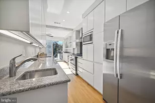 3216 Klingle Rd NW, Washington, DC 20008 - Photo 9