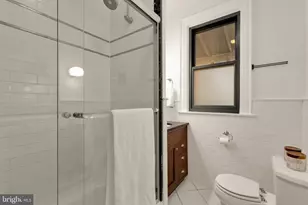 1360 Spring Rd NW, Washington, DC 20010 - Photo 29