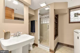 1360 Spring Rd NW, Washington, DC 20010 - Photo 37