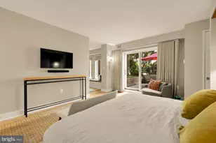1045 31st St NW, Washington, DC 20007 - Photo 33