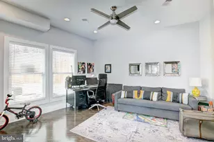 1220 19th St NE, Washington, DC 20002 - Photo 11