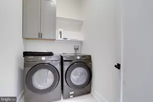 1404 Massachusetts Ave SE, Washington, DC 20003 - Photo 27