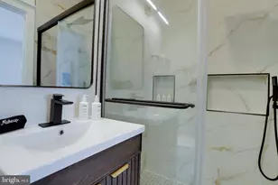 1404 Massachusetts Ave SE, Washington, DC 20003 - Photo 35