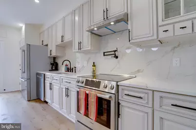 1404 Massachusetts Avenue SE, Washington, DC 20003 - Photo 11