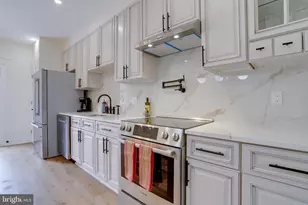1404 Massachusetts Ave SE, Washington, DC 20003 - Photo 11