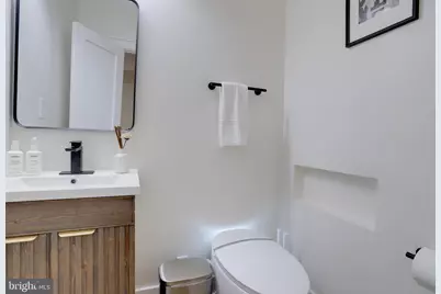 1404 Massachusetts Avenue SE, Washington, DC 20003 - Photo 19