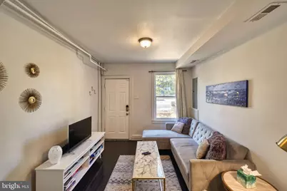 935 8th Street NE, Washington, DC 20002 - Photo 5