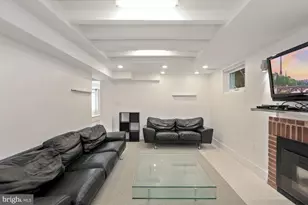3640 Everett St NW, Washington, DC 20008 - Photo 7