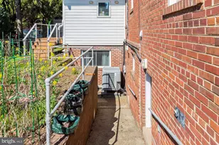 3640 Everett St NW, Washington, DC 20008 - Photo 25