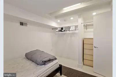 3640 Everett Street NW, Washington, DC 20008 - Photo 17