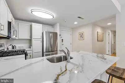 350 G Street SW #N411, Washington, DC 20024 - Photo 9