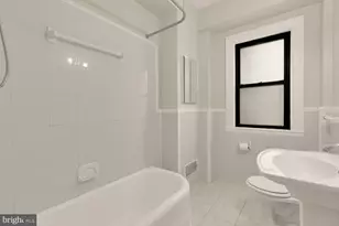 1613 Harvard Street NW, Washington, DC 20009 - Photo 15