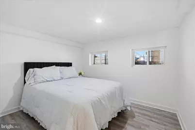 939 15th Street SE, Washington, DC 20003 - Photo 17