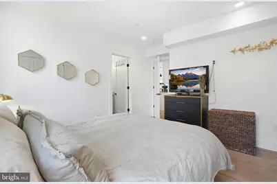 646 Newton Place NW #203, Washington, DC 20010 - Photo 15