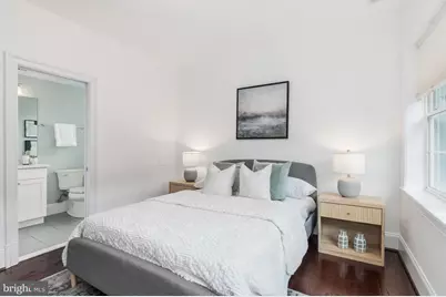 2323 40th Street NW #6, Washington, DC 20007 - Photo 7