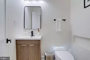 1404 Massachusetts Ave SE, Washington, DC 20003 - Photo 17