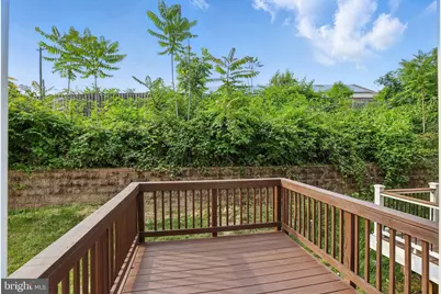 402 Woodcrest Drive SE, Washington, DC 20032 - Photo 29