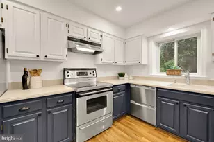 2313 37th St NW, Washington, DC 20007 - Photo 13