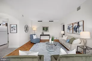 2515 K St NW, Washington, DC 20037 - Photo 7